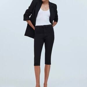 NWT Madewell The '90s Capri Jean in Alexdon Wash Black Size 25